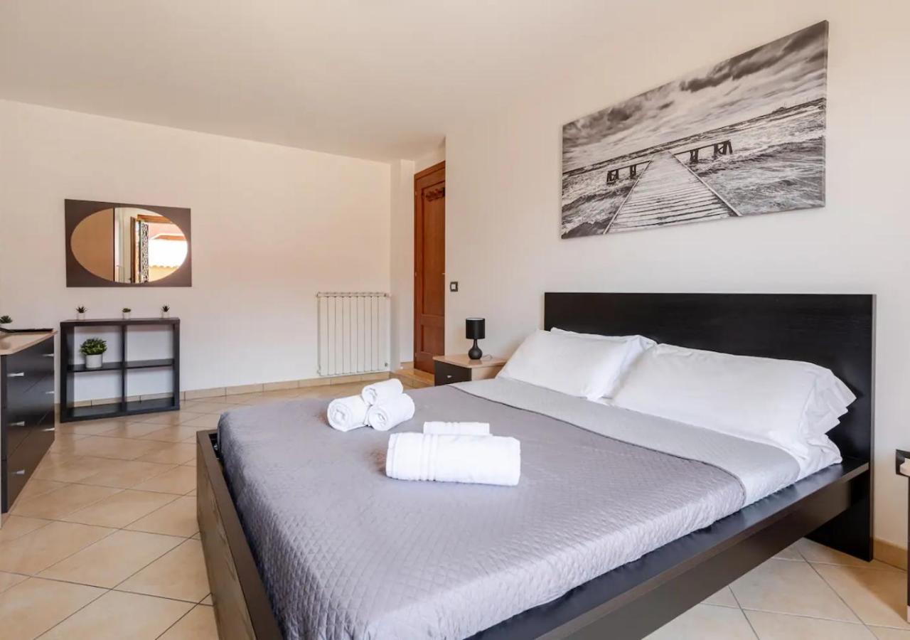 Garden Villa - Free Parking, Wi-Fi E Netflix Fiumicino Luaran gambar