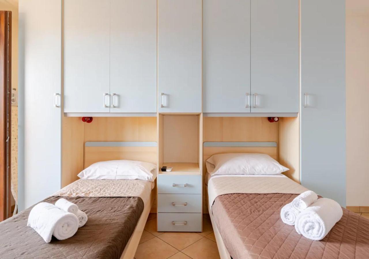 Garden Villa - Free Parking, Wi-Fi E Netflix Fiumicino Luaran gambar