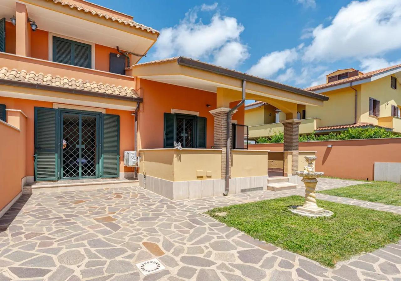 Garden Villa - Free Parking, Wi-Fi E Netflix Fiumicino Luaran gambar