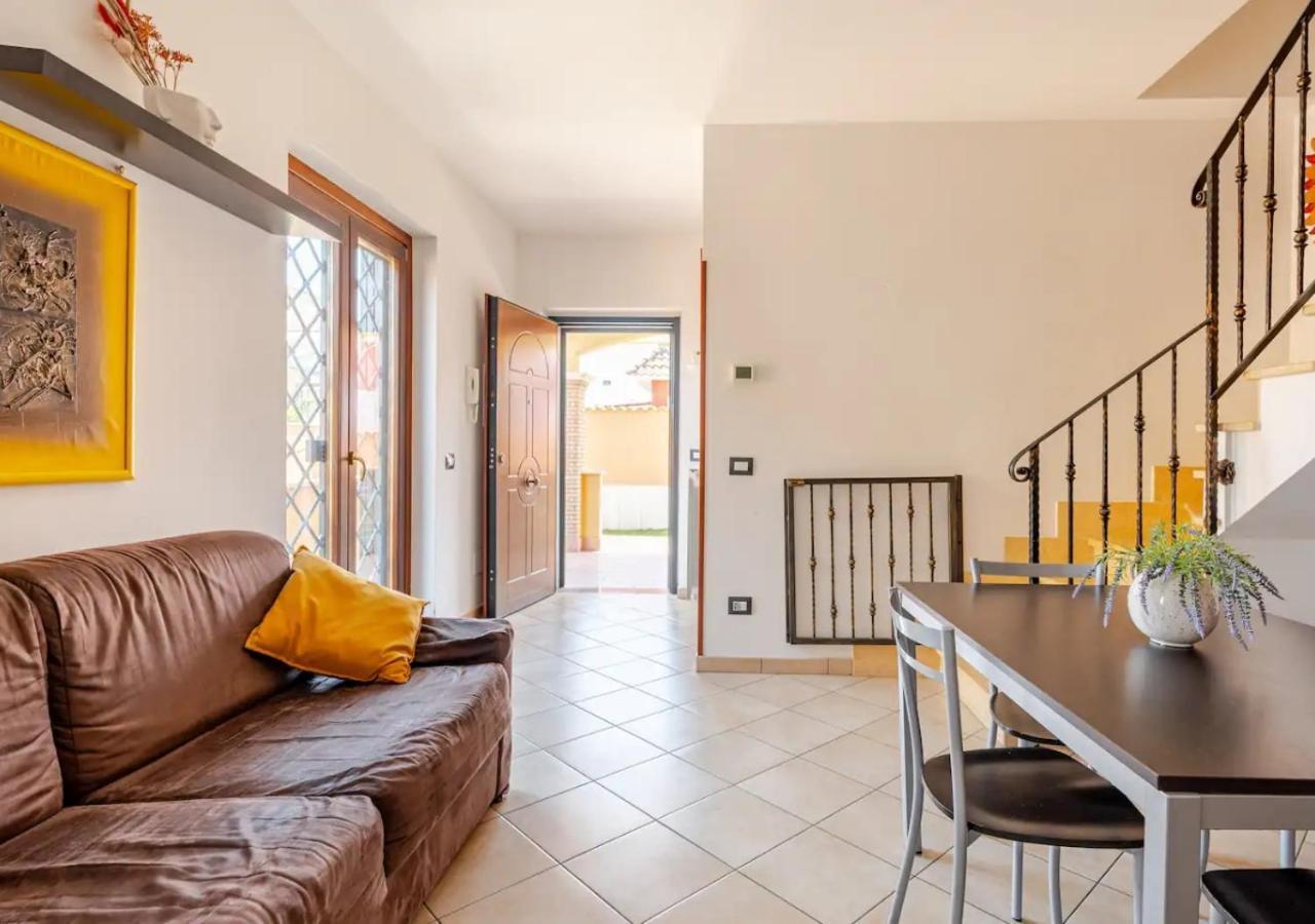 Garden Villa - Free Parking, Wi-Fi E Netflix Fiumicino Luaran gambar